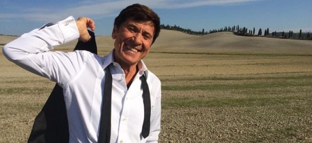 Gianni Morandi: "Autoscatto 7.0" racconta i suoi più grandi successi