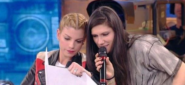 Amici 14, Elisa coach: fan delusi attaccano la sua scelta su Facebook