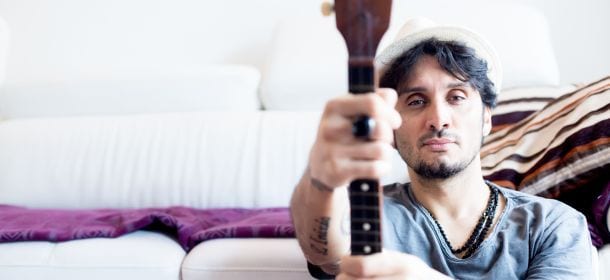 Fabrizio Moro: "Sono meno incazzato. Questo album è la parte più positiva di me"