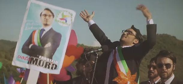 Fabrizio Moro, "Alessandra sarà sempre più bella": il ricordo degli anni più spensierati [VIDEO]