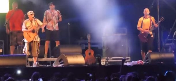 Manu Chao a Monza: grande successo per la prima tappa del tour La ventura [VIDEO]