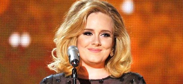 Adele, il nuovo album "25" sempre più vicino: a novembre l'atteso ritorno
