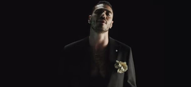 Marracash ft. Tiziano Ferro, 'Senza un posto nel mondo': "Il rap come dovrebbe essere" [VIDEO]