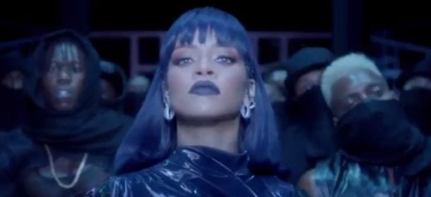 Rihanna: il nuovo disco uscirà a Natale? Un indizio in Rete mette in allerta il pubblico [VIDEO]