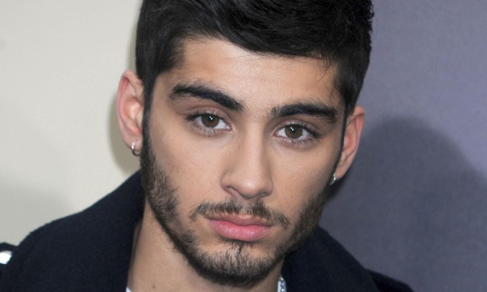 Zayn Malik shock: "Un alieno mi ha detto di lasciare gli One Direction"