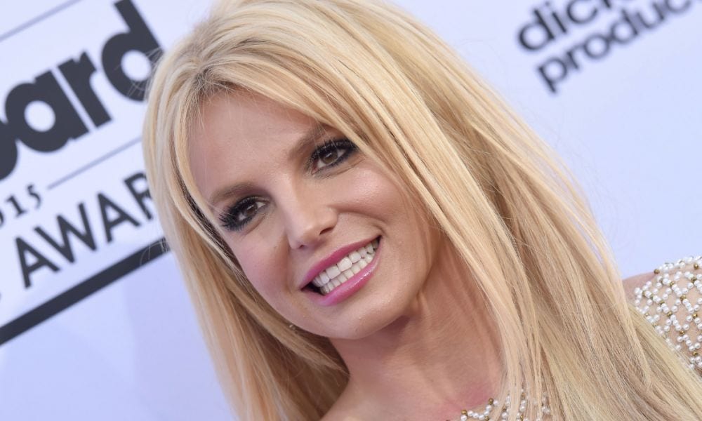Britney Spears, svelata la data d'uscita e la copertina del nuovo album [FOTO]