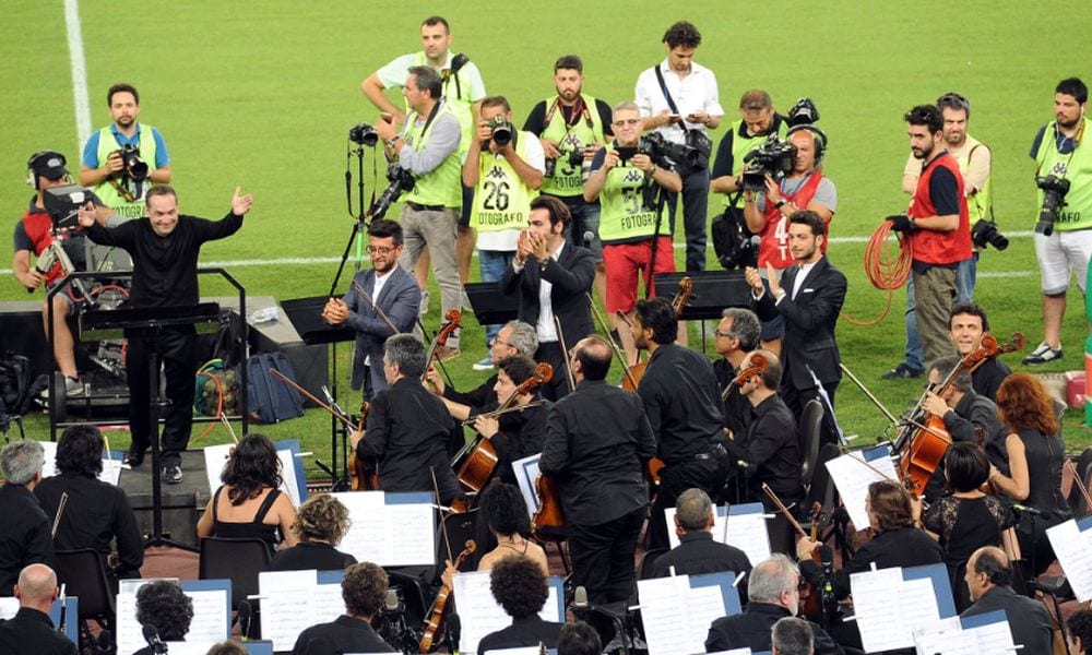 Il Volo allo stadio San Paolo per i 90 anni del Napoli [VIDEO]