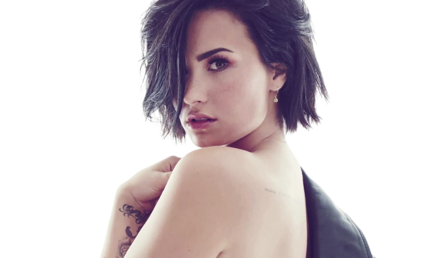 Demi Lovato, annuncio shock: lascia le scene?