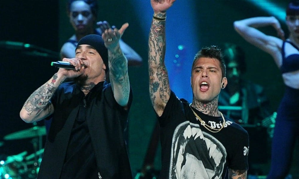 Fedez e J-Ax - Tour 2017: è polemica sui biglietti Vip