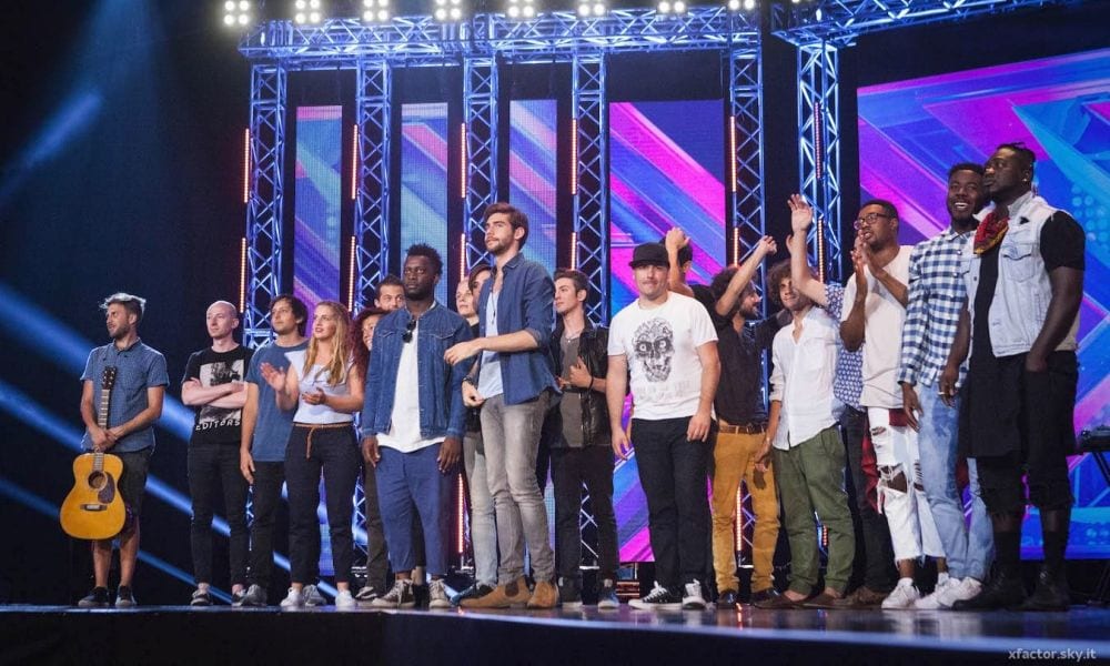 X Factor 10, quarta puntata: Alvaro Soler elimina le Coraline ed è subito polemica [FOTO]
