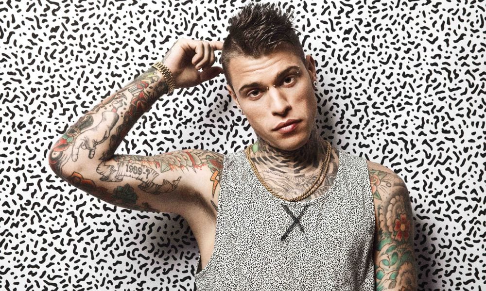 Fedez contro tutti: indiscrezioni su Tiziano Ferro, X Factor e Bouchra