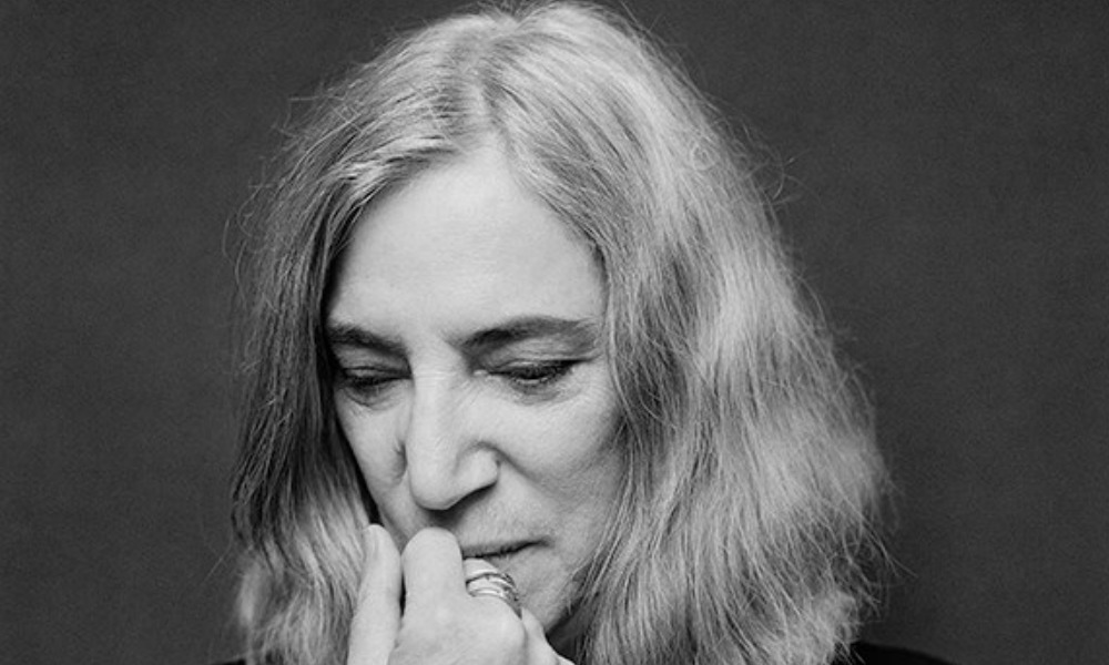 Auguri Patti Smith: la Sacerdotessa del Rock compie 70 anni [VIDEO]