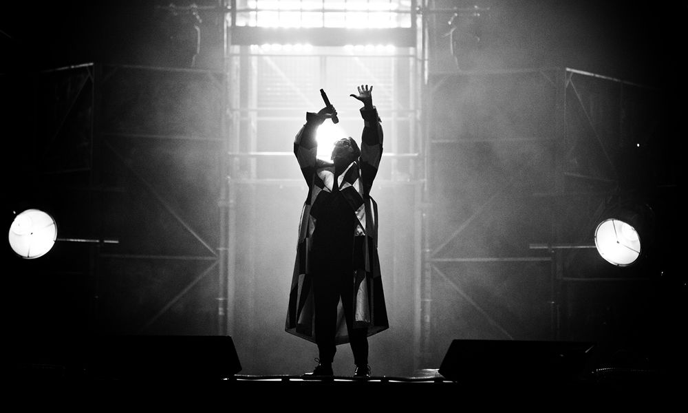 Renato Zero, grande successo per la serie di concerti a Roma [VIDEO]