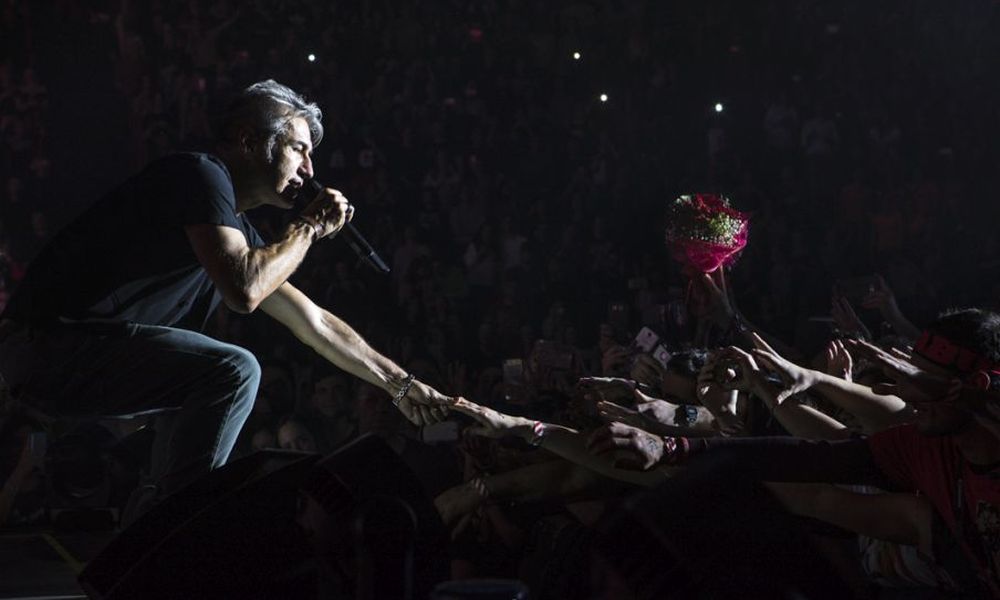 Ligabue, al via il tour da Acireale dopo lo stop forzato [VIDEO]