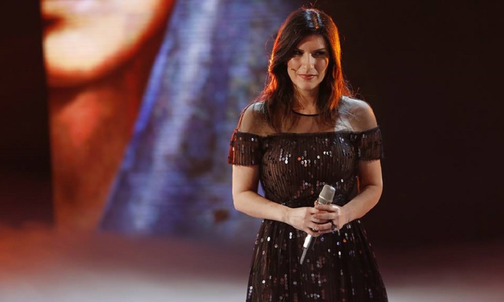 Grave lutto per Laura Pausini: il dolore della cantante