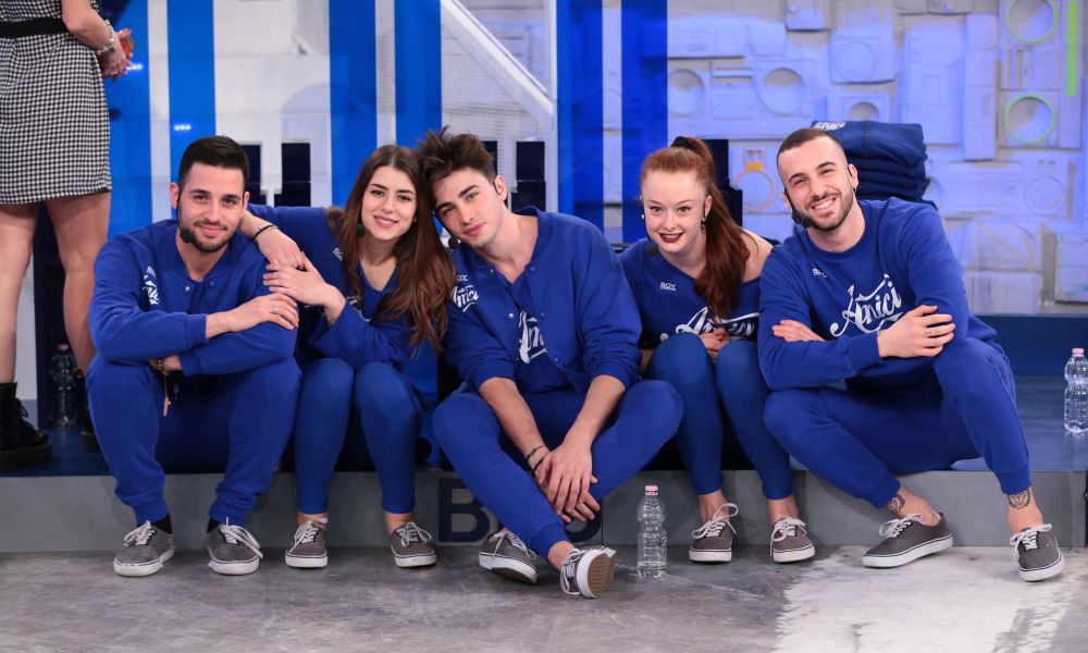 Amici 16, Riki e Federica sbarcano in radio [VIDEO]