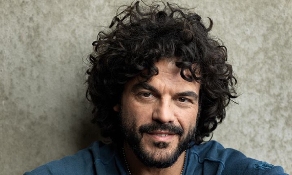 Buon compleanno Francesco Renga: "Ecco il regalo più bello" [VIDEO]