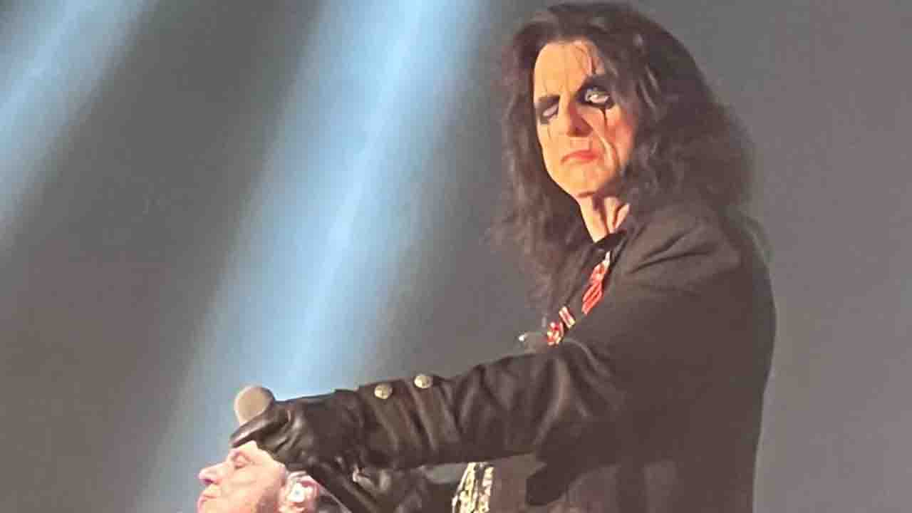 Alice Cooper Velvetmusic 230427