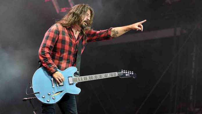 Foo Fighters Dave Grohl Velvetmusic 230413