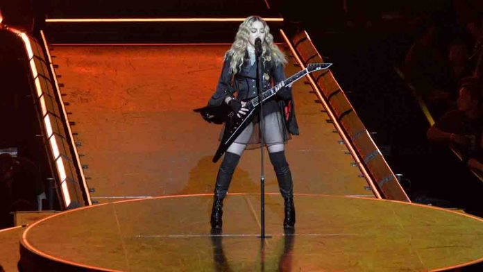 Madonna Velvetmusic 230404