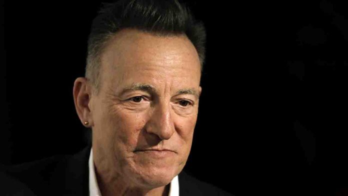 Bruce Spingsteen Velvetmusic 230416