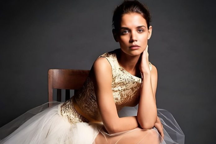 Katie Holmes Nama Chloé, le sneakers preferite di Katie Holmes da avere per la primavera estate 2023