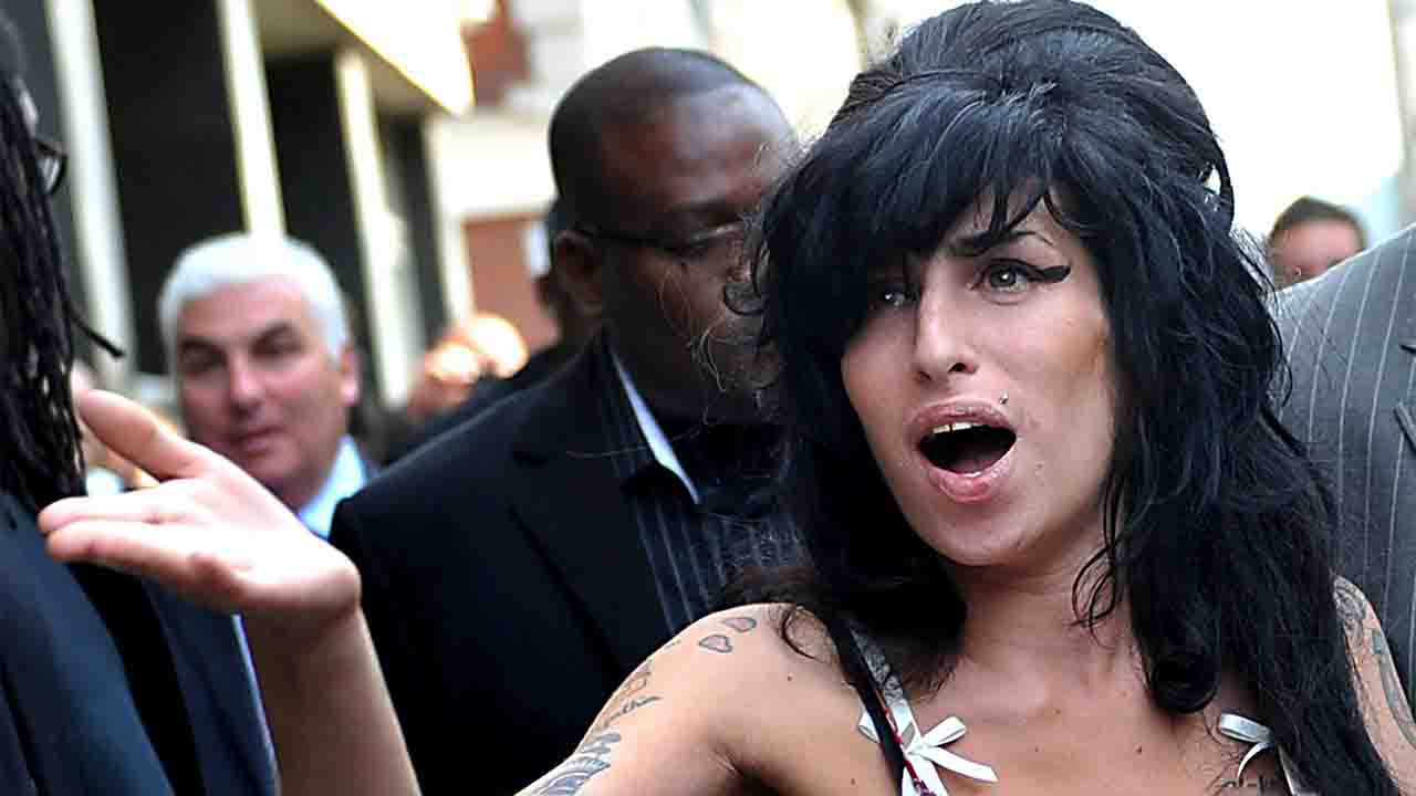 Amy Winehouse Velvetmusic 230504