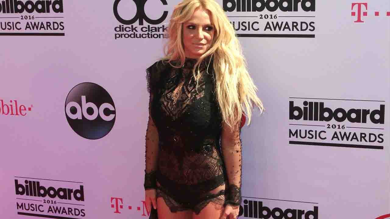 Britney Spears VelvetMusic 230527
