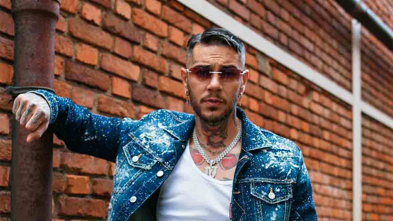 Emis Killa VelvetMusic 230518