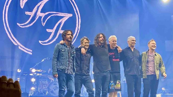 Foo Fighters VelvetMusic 230525