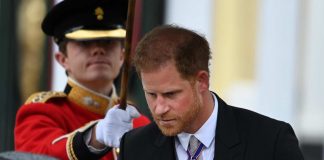 Il Principe Harry fugge dopo l'incoronazione