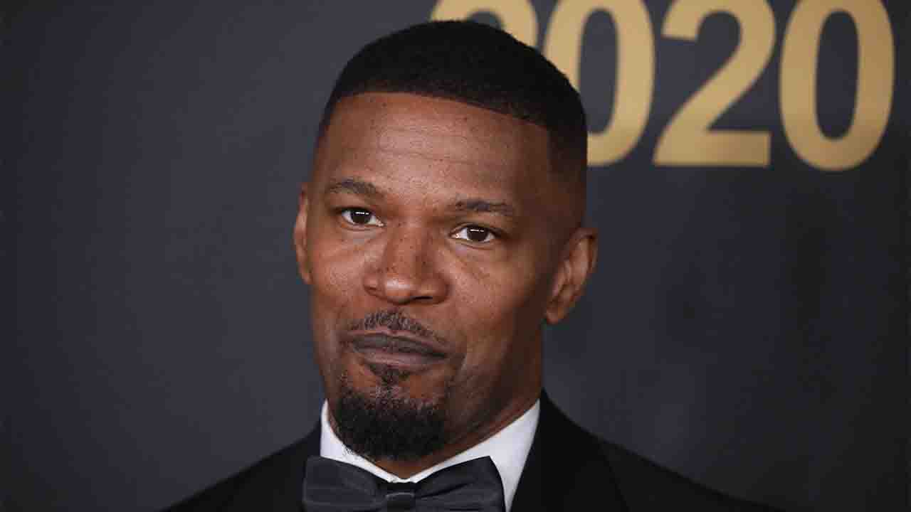 Jamie Foxx 230516 VelvetMusic