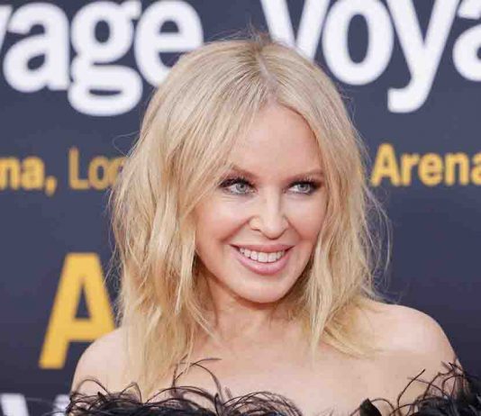 Kylie Minogue VelvetMusic 230530