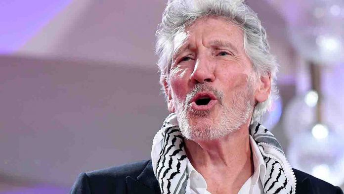 Roger Waters VelvetMusic 230529
