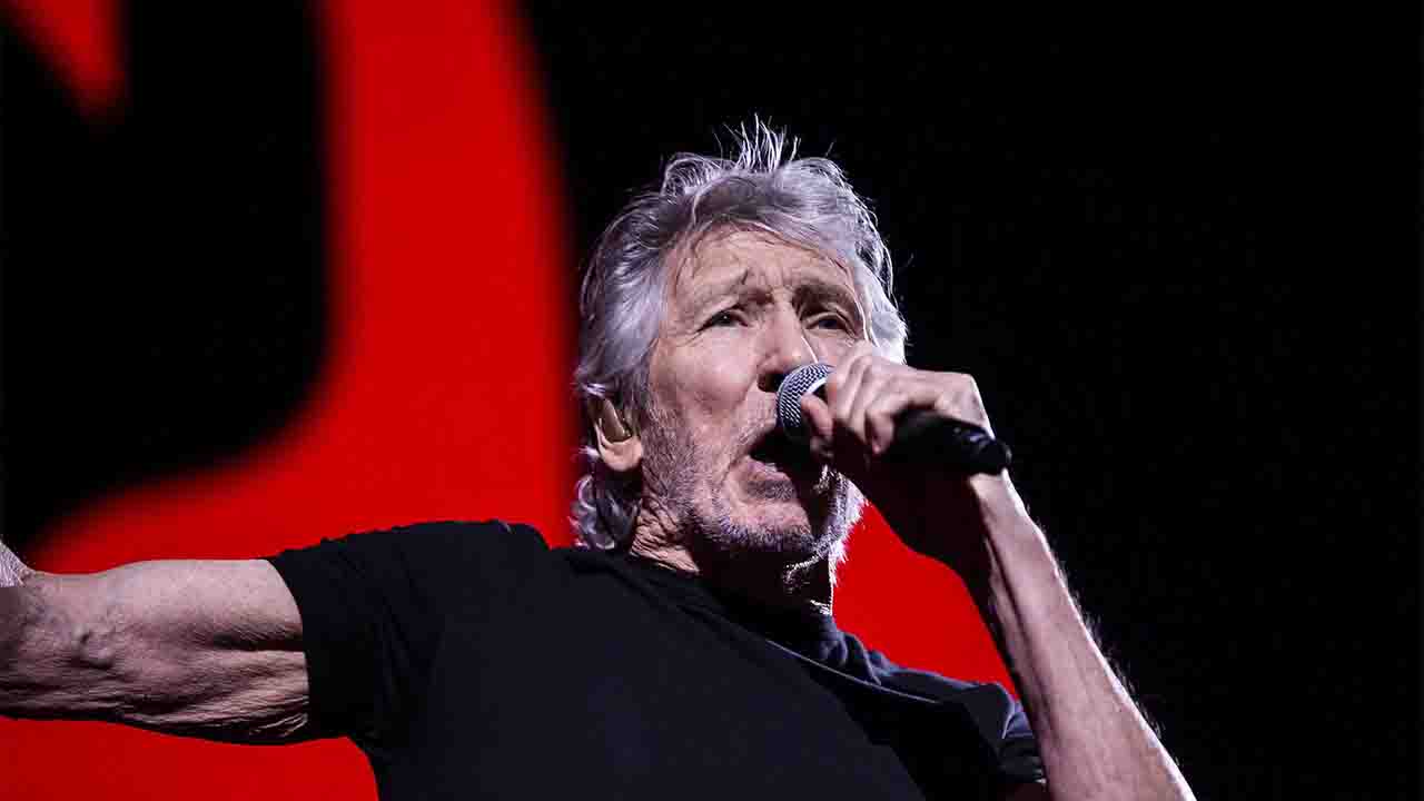 Roger Waters VelvetMusic 230526