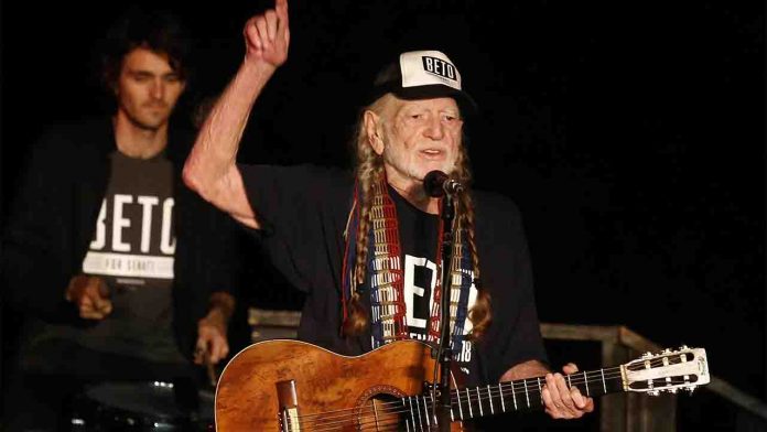 Willie Nelson Velvetmusic 230504