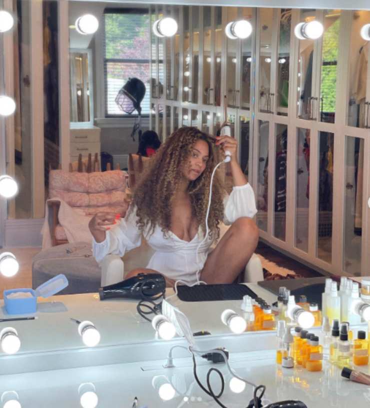 Beyoncé allo specchio