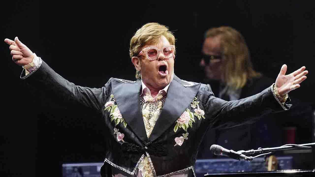 Elton John VelvetMusic 230602