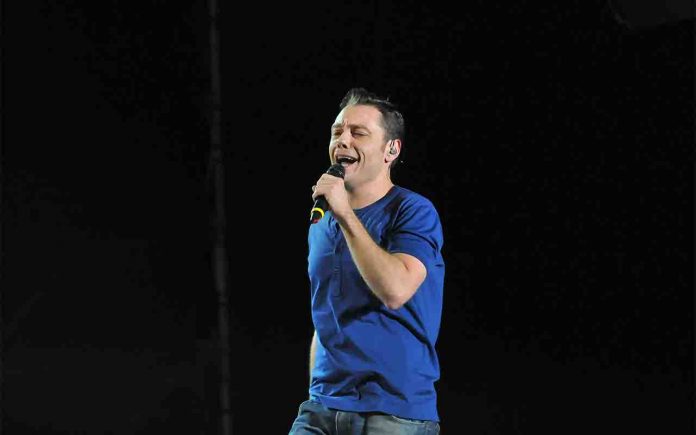 Tiziano Ferro, il tour riparte da Torino