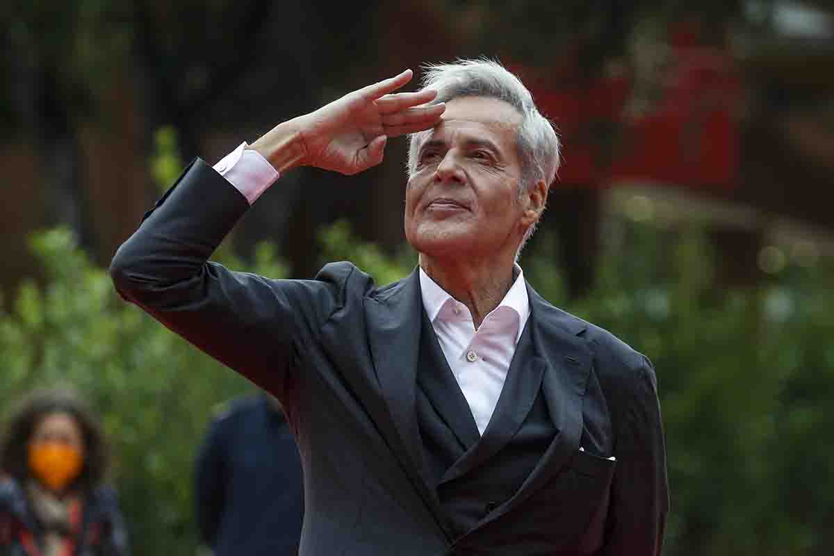 Claudio Baglioni, prosegue la querelle con Striscia la Notizia