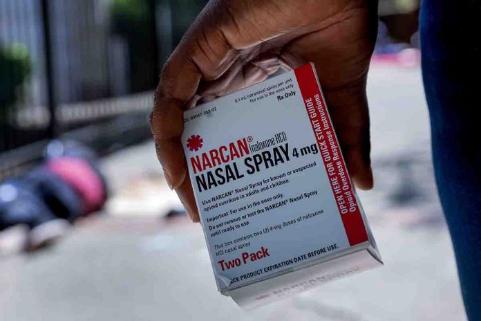 Una confezione di Narcan, farmaco disponibile anche per il pubblico