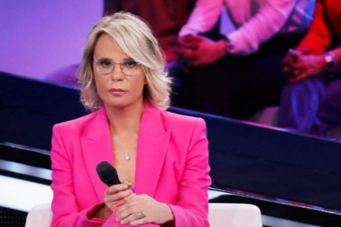 Maria De Filippi ad Amici Amici, nuova edizione: ex allievi diventano professori?