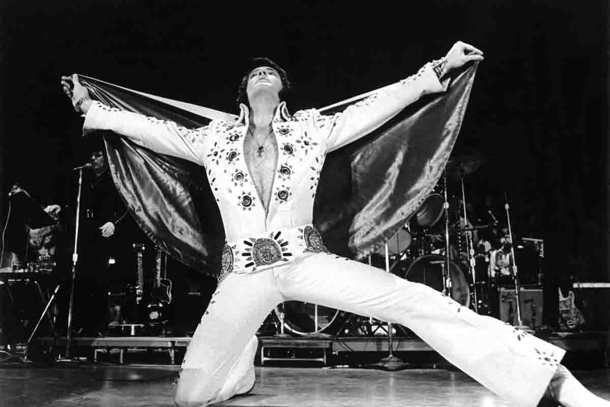 Una posa iconica di Elvis a Las Vegas
