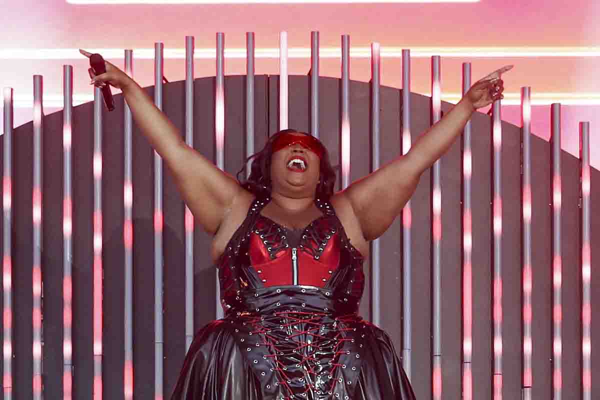 Lizzo dal vivo, la sua tournee si è appena conclusa