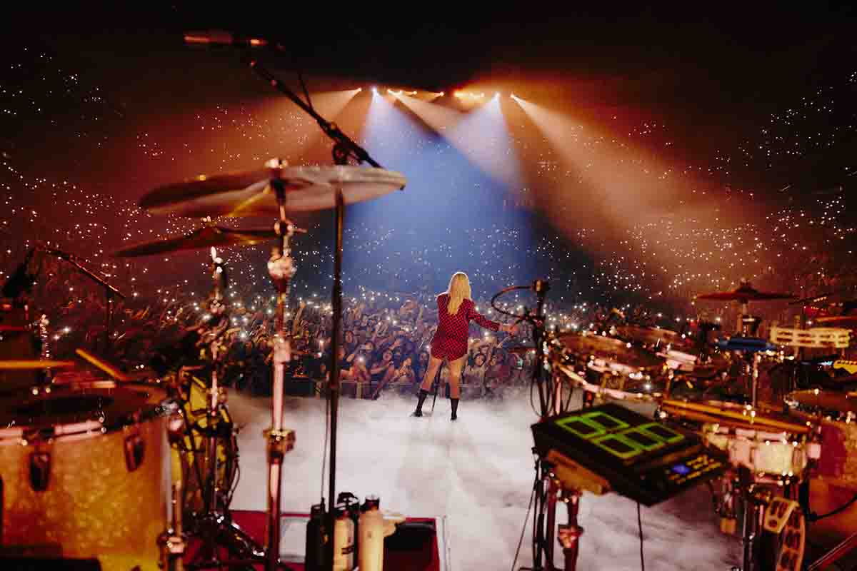 Trenta concerti nonostante i problemi di salute di Hayley per i Paramore