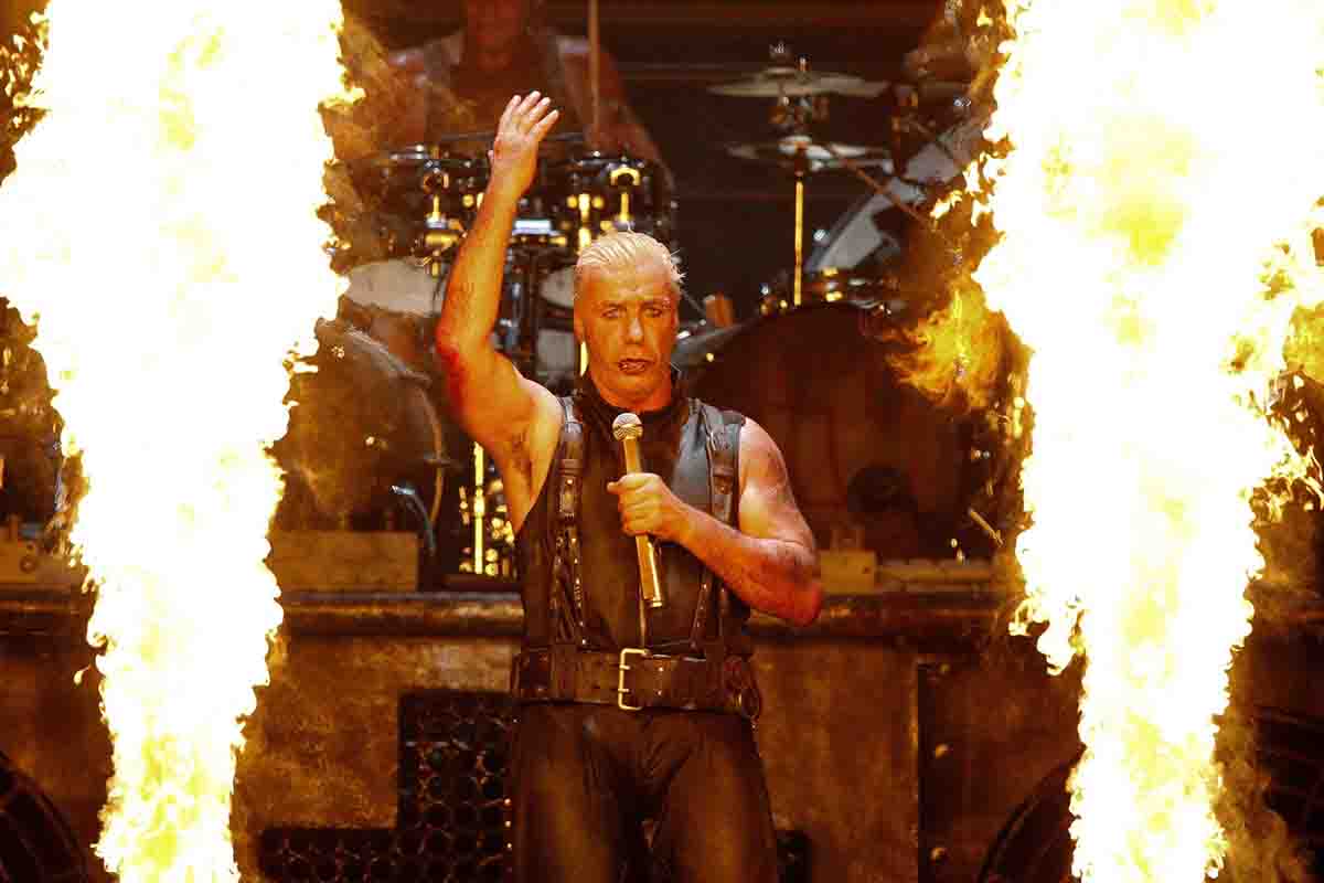 Till Lindemann, al centro della scena con i Rammstein