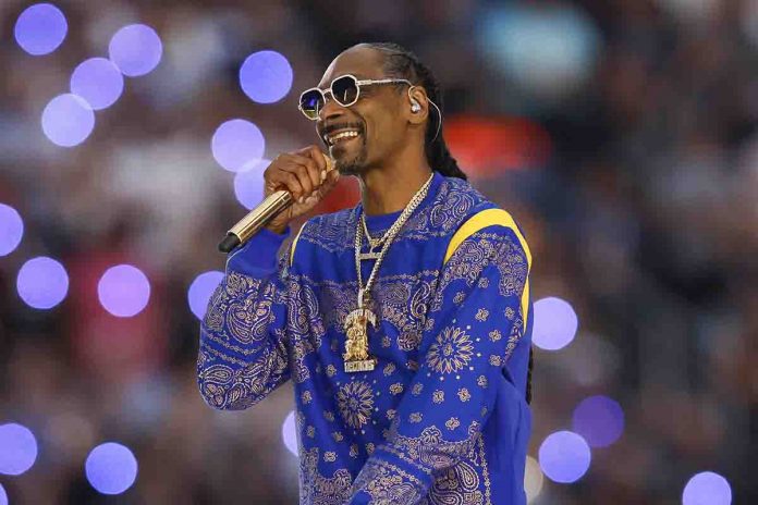 Snoop Dogg durante lo spettacolo del Super Bowl dello scorso anno