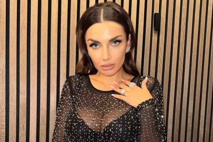 elettra mano elettra lamborghini video storie