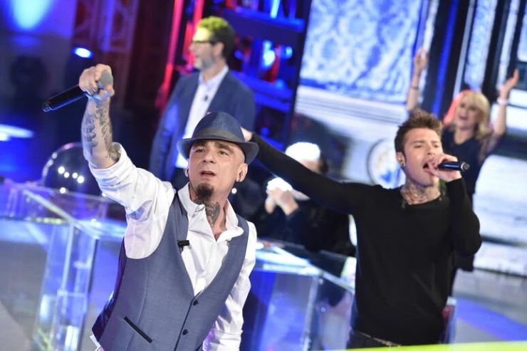 j-ax è ancora convinto di avere ragione nella lite con fedez