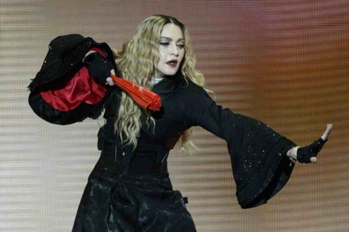 madonna madonna non è la popstar più ricca del mondo